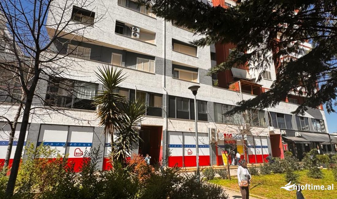 Shtepi me qera Apartament ne Tirane, 1+1, Mobilimi Bosh, pa mobiluar, Pagesa 400  Euro.