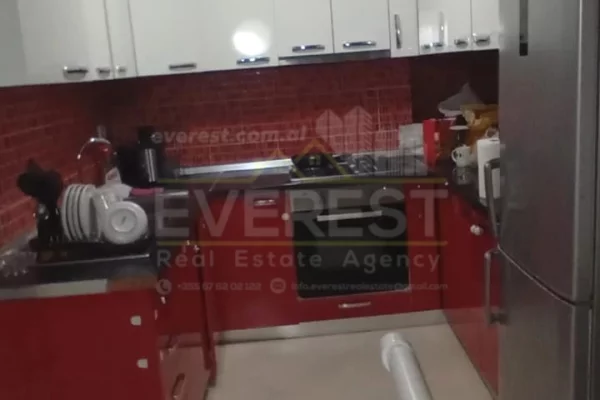 Shtepi me qera Apartament ne Tirane, 1+1, Mobilimi E mobiluar, Pagesa 60,000  Leke.