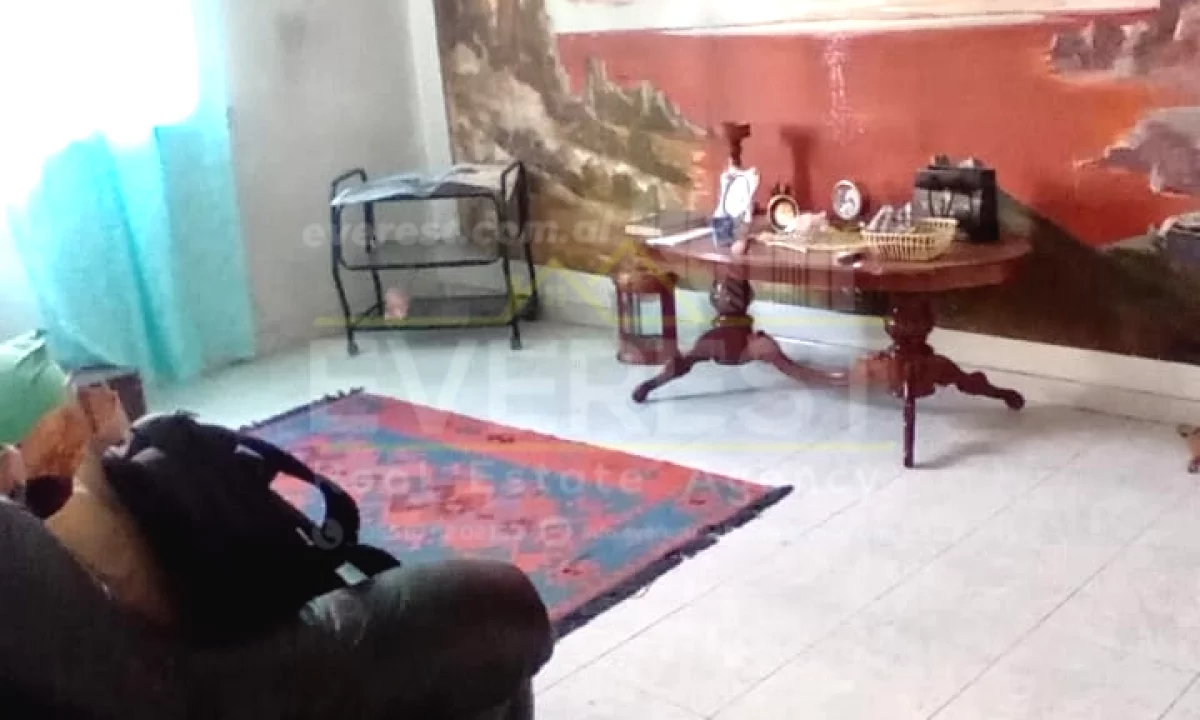 Appartamento in vendita a Tirana 1+1, Vuoto