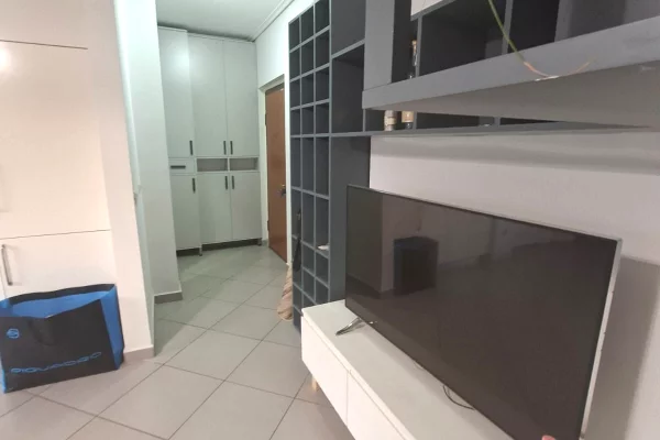 Shtepi me qera Apartament ne Tirane, 2+1, Mobilimi E mobiluar, Pagesa 65,000  Leke.