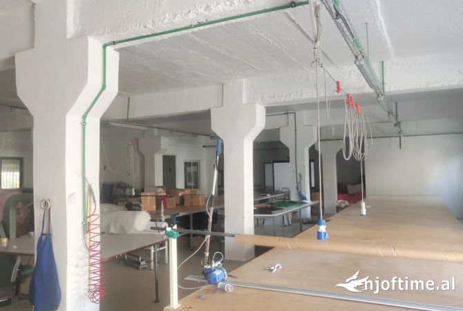 Qera, Objekt Biznesi, Amerikan 3, Tirane - 8000Euro | 2250 m2