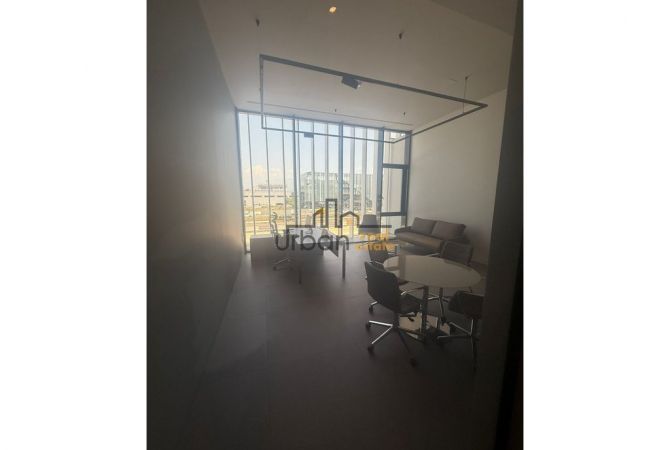 ZYRA ME QIRA | BUZE AUTOSTRADES, PRANE QTU - 3300Euro | 300m2