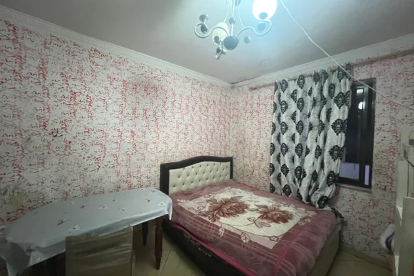 Shtepi ne shitje Apartament ne Tirane, 4+1, Mobilimi E mobiluar, Pagesa 190,000  Euro.