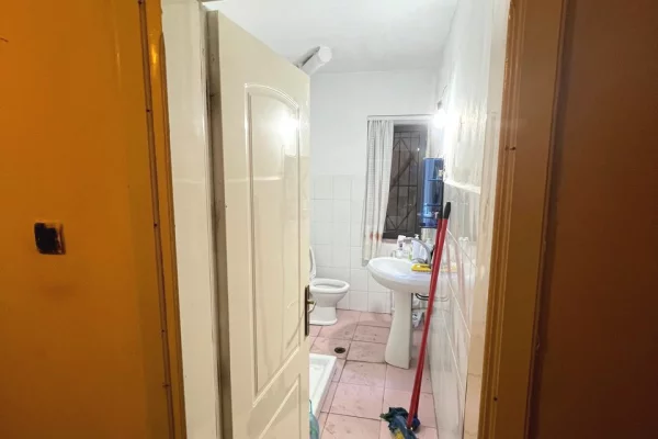 Apartment for rent in Tirana 2+1, Emty