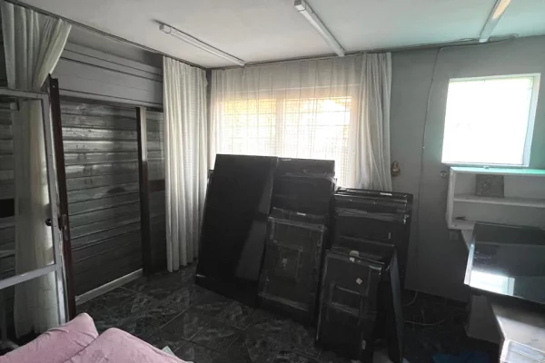 Apartment for rent in Tirana 2+1, Emty