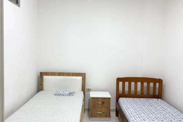 Shtepi ne shitje Apartament ne Tirane, 2+1, Mobilimi E mobiluar, Pagesa 105,000  Euro.