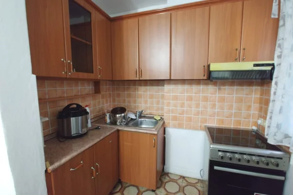 Apartment for rent in Tirana 3+1, In Part