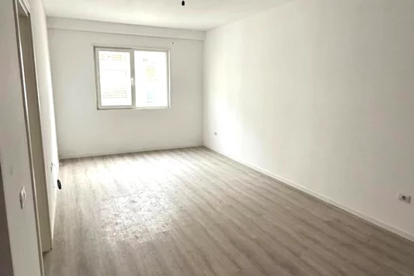 Apartment for sale in Tirana 1+1, Emty