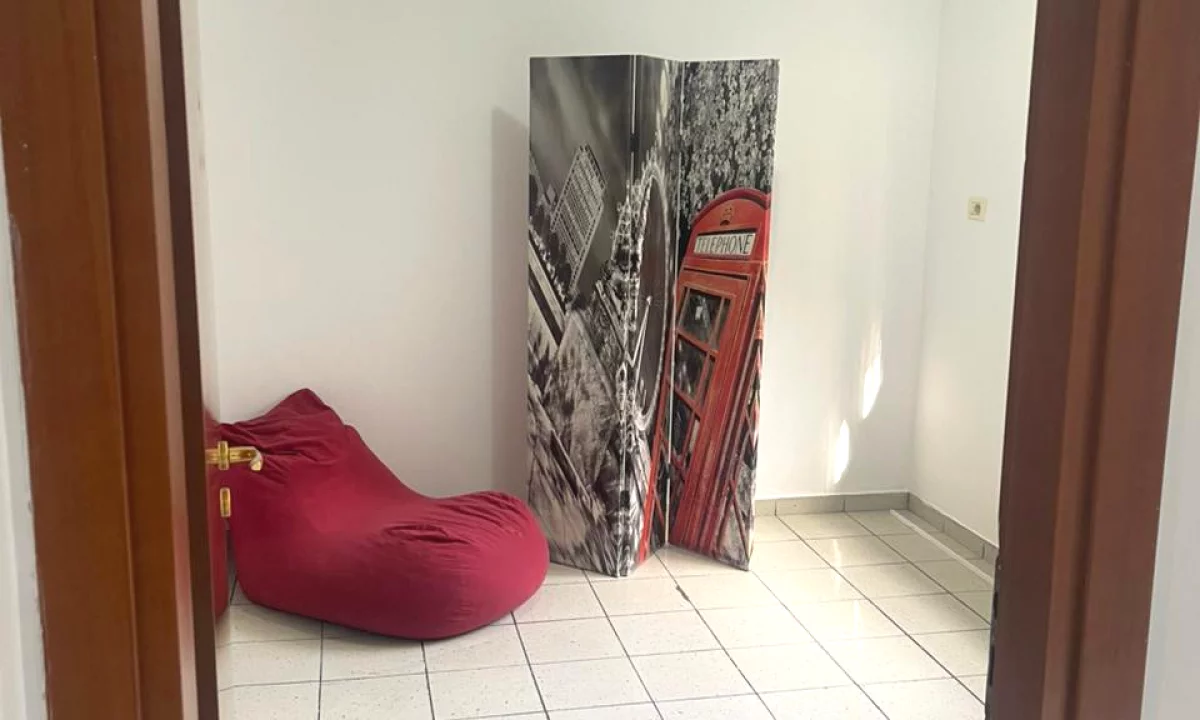 Qera, Ambient Biznesi, Stadiumi Dinamo, Tirane - 400Euro | 50 m2