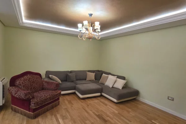 Qera, Apartament 2+1, Qendër , Tiranë - 1000€ | 96 m²