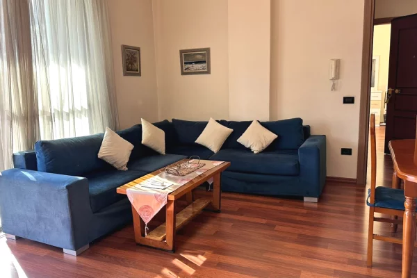 Casa in affitto 1+1 a Tirana - 800 Euro