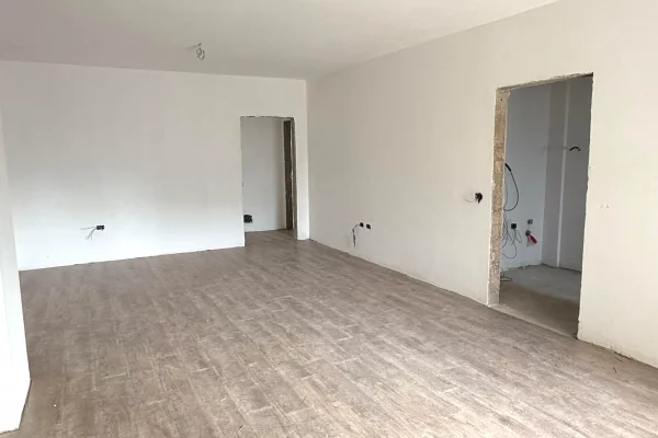 Shtepi ne shitje 2+1 ne Tirane - 192,000 Euro