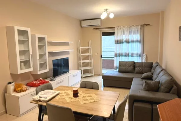 Casa in affitto 1+1 a Tirana - 700 Euro