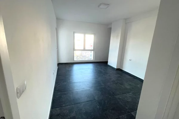 Apartment for rent in Tirana 2+1, Emty