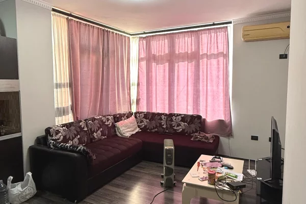 Shtepi me qera 1+1 ne Tirane - 450 Euro