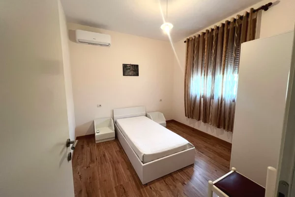 Duplex (2 storey house) for rent in Tirana 5+1, Furnished