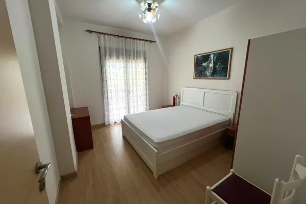 Duplex (2 storey house) for rent in Tirana 5+1, Furnished