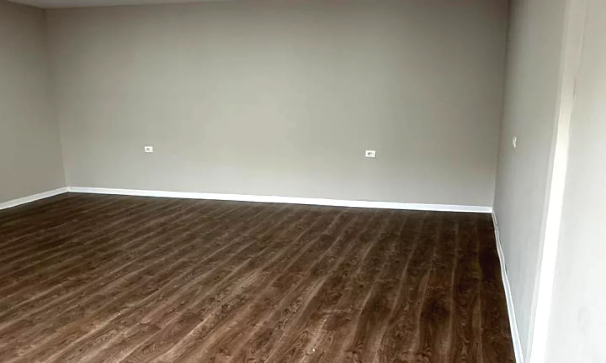 Shitet, Dyqan , Laprake, Tirane - 82,000Euro | 36 m2