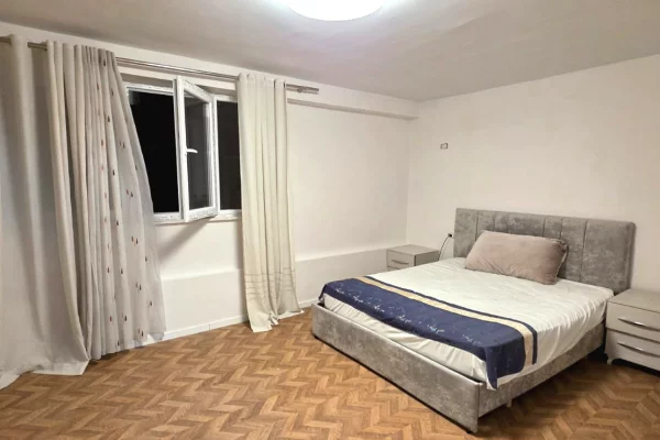 Shtepi ne shitje Apartament ne Tirane, 2+1, Mobilimi E mobiluar, Pagesa 160,000  Euro.