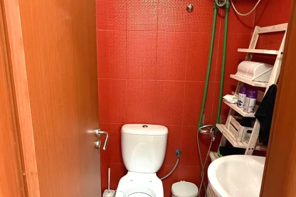 Qera, Ambient Biznesi, Ish Blloku, Tirane - 500Euro | 31 m2