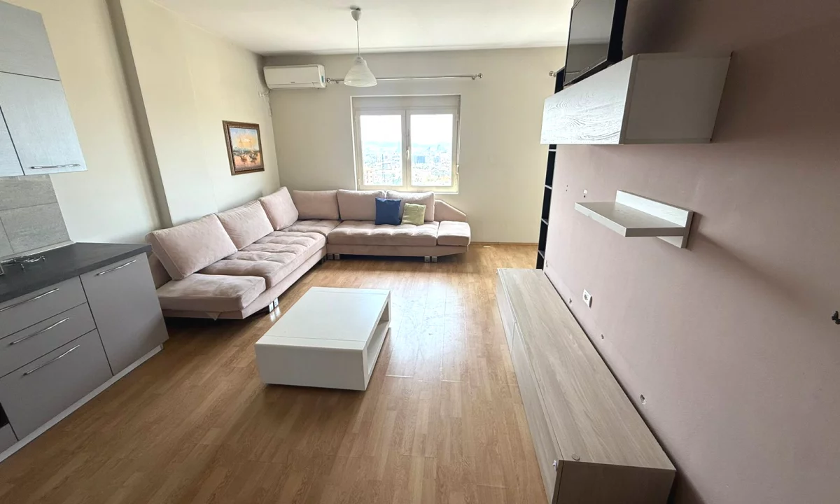 Shtepi ne shitje Apartament ne Tirane, 2+1, Mobilimi E mobiluar, Pagesa 130,000  Euro.
