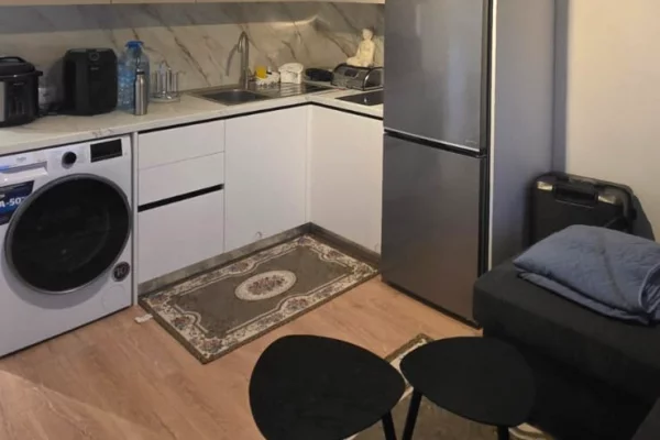 Shtepi me qera Apartament ne Tirane, 1+1, Mobilimi E mobiluar, Pagesa 450  Euro.