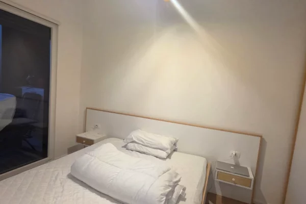 Shtepi me qera Apartament ne Tirane, 1+1, Mobilimi E mobiluar, Pagesa 450  Euro.