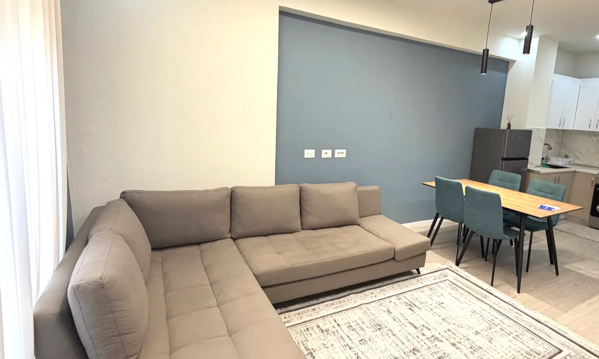 Shtepi me qera Apartament ne Tirane, 1+1, Mobilimi E mobiluar, Pagesa 65,000  Leke.