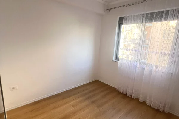 Shtepi ne shitje 1+1 ne Tirane - 6,500,000 Leke