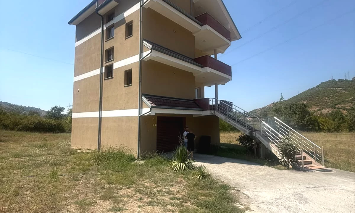 Shitet, Toke+Godine ,Prane TEG-ut, Tirane - 150,000,000 Leke| 11800 m2