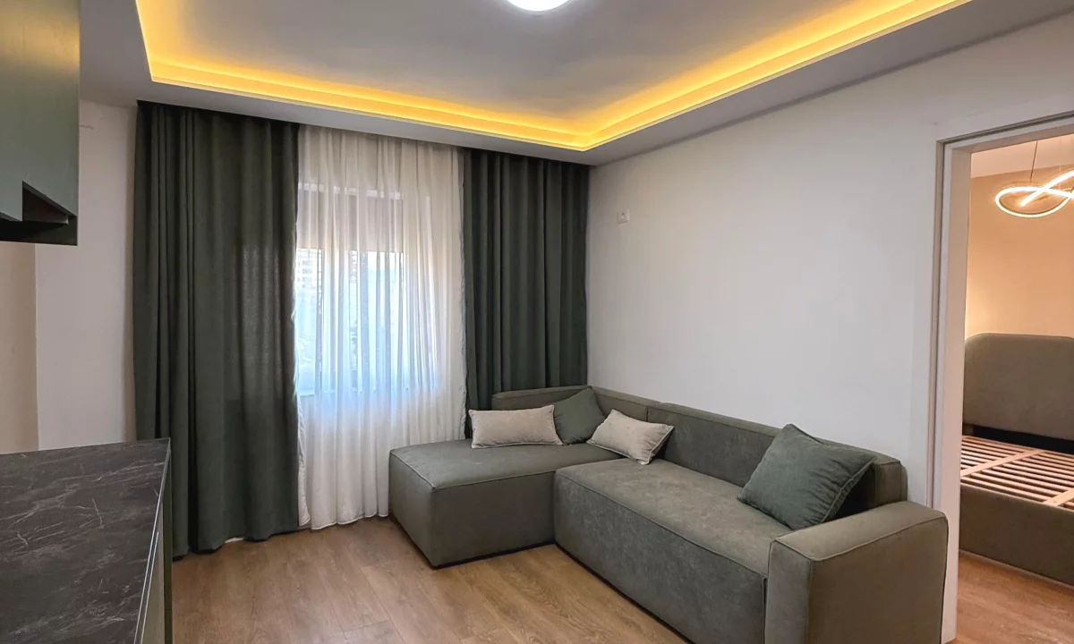 Shtepi ne shitje Apartament ne Tirane, 1+1, Mobilimi E mobiluar, Pagesa 327,000  Euro.