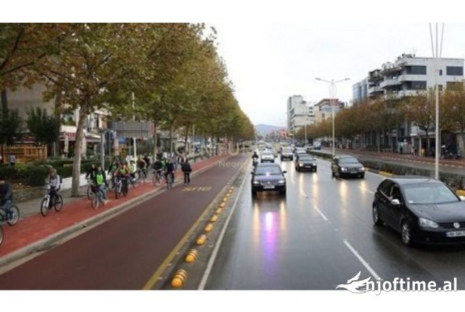 Business Property in Sale 1+1 in Tirana - 125,000 Euro