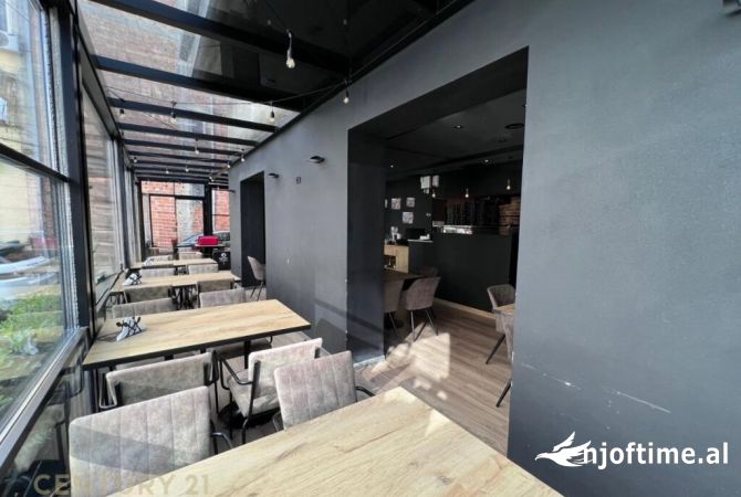 Business Property in Sale 1+1 in Tirana - 167,500 Euro