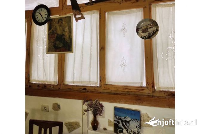 Business Property in Sale 2+1 in Tirana - 260,000 Euro