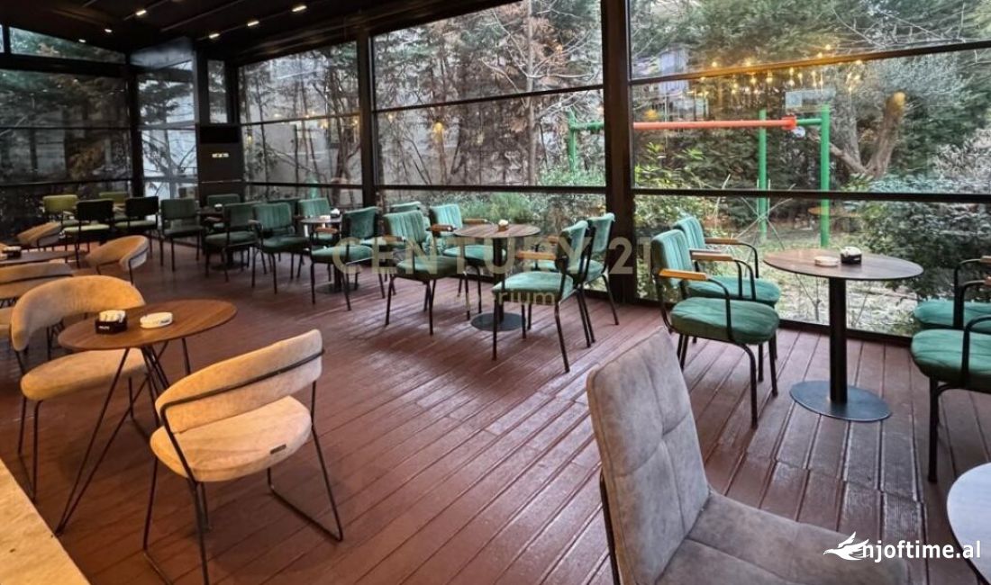 SHESIM AMBIENT BIZNESI DHE BAR-KAFE NE RRUGEN FERIT XHAJKO!