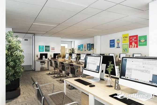 Ambiente Commerciale in Affitto 3+1 a Tirana - 500 Euro