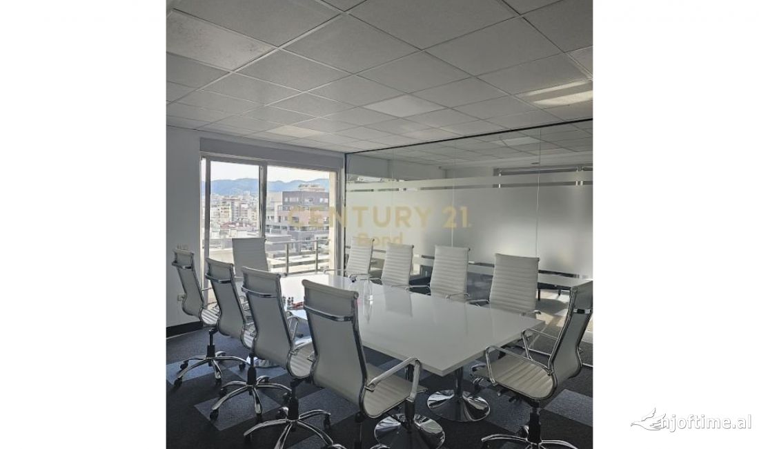 ISH BLLOKU AMBIENT ZYRASH ME QIRA !!