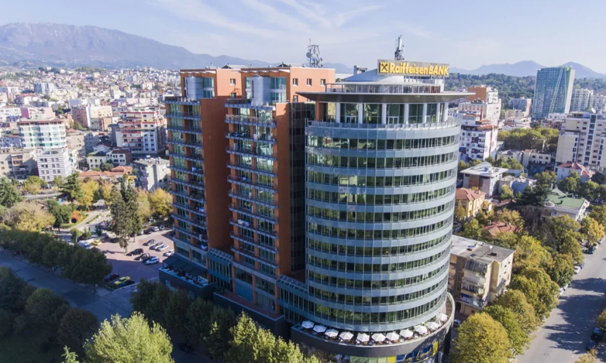 Zyra me qera tek Galeria ETC, Rruga e Elbasanit