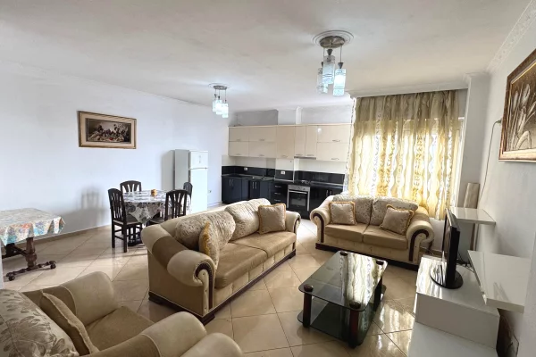 Shtepi ne shitje 2+1 ne Tirane - 160,000 Euro