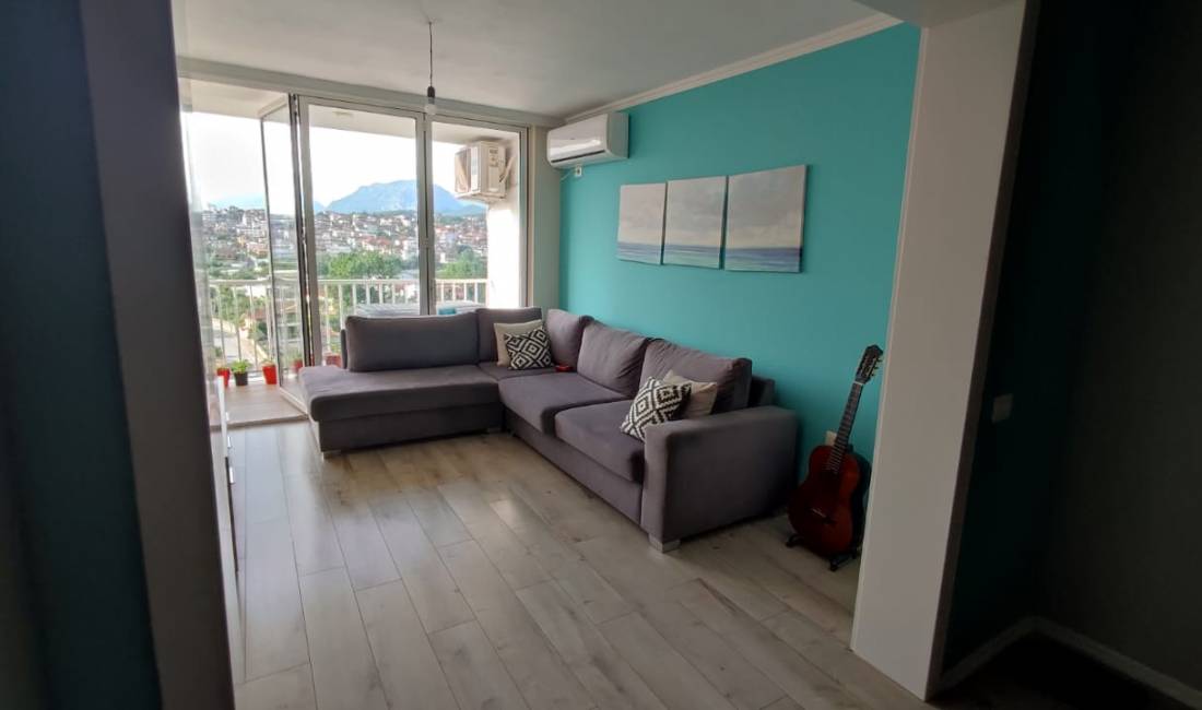 Appartamento in affitto a Tirana 4+1, Arredato