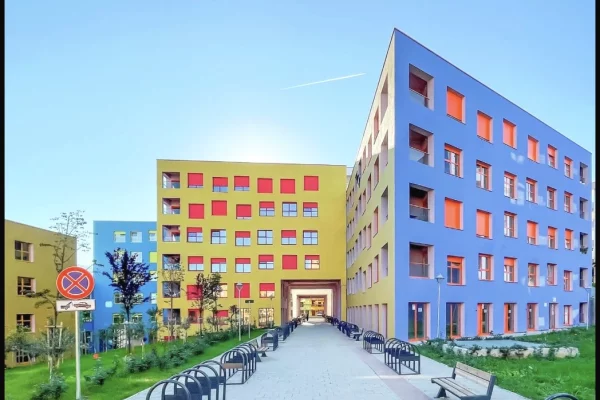 Shtepi me qera Apartament ne Tirane, Garsoniere, Mobilimi E mobiluar, Pagesa 30,000  Leke.