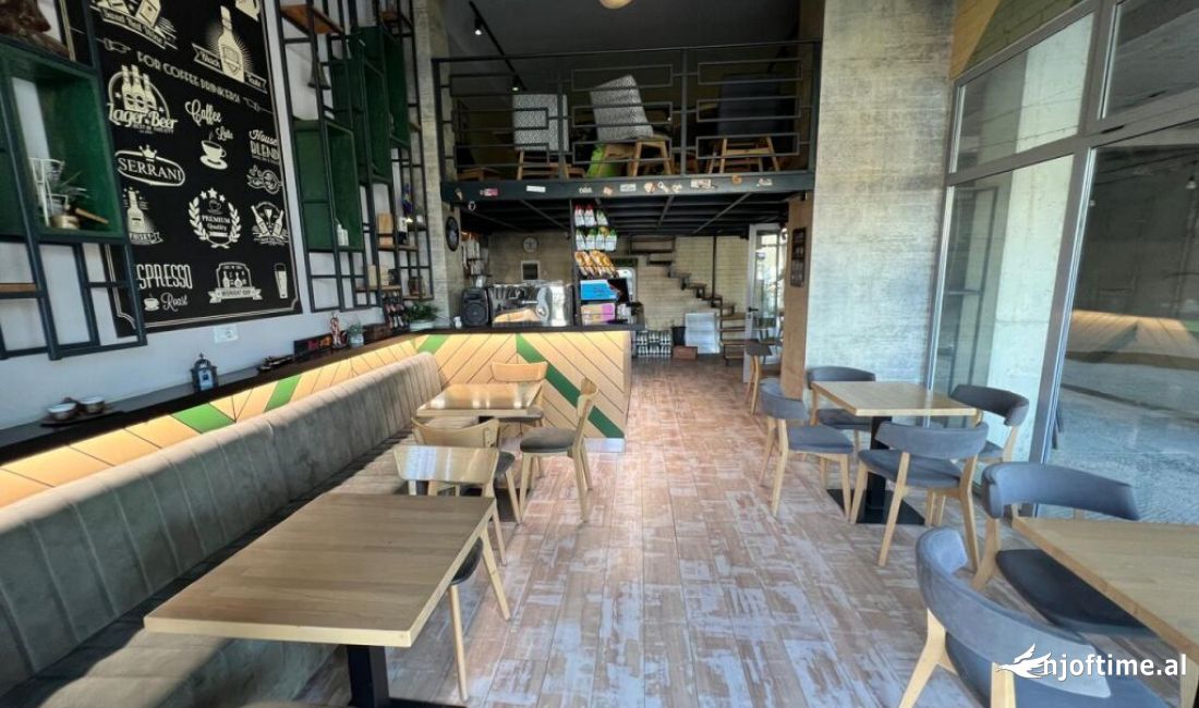 Ofrojme per qira lokal prane Casa Italia 500 euro