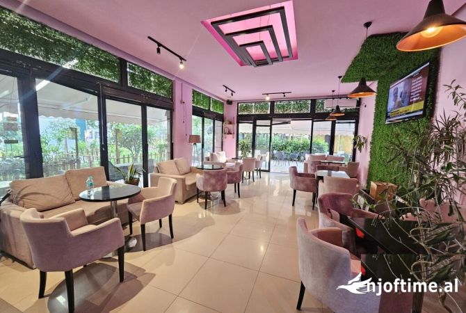 Ambiente Commerciale in Affitto 2+1 a Tirana - 700 Euro