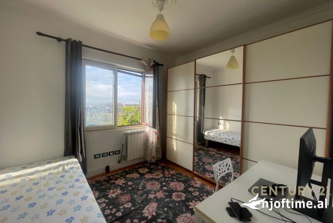 Shtepi me qera Shtepi Private ne Tirane, 2+1, Mobilimi E mobiluar, Pagesa 600  Euro.