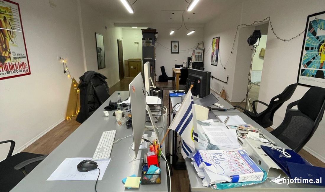 Shtepi me qera Apartament ne Tirane, 2+1, Mobilimi Bosh, pa mobiluar, Pagesa 750  Euro.