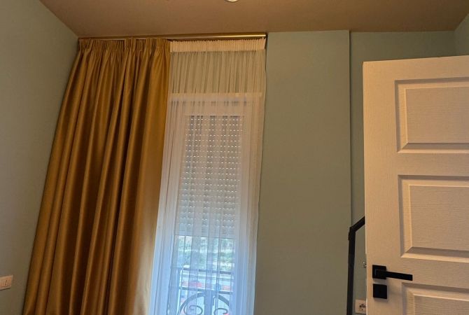 Shtepi me qera Apartament ne Tirane, 3+1, Mobilimi E mobiluar, Pagesa 1,500  Euro.