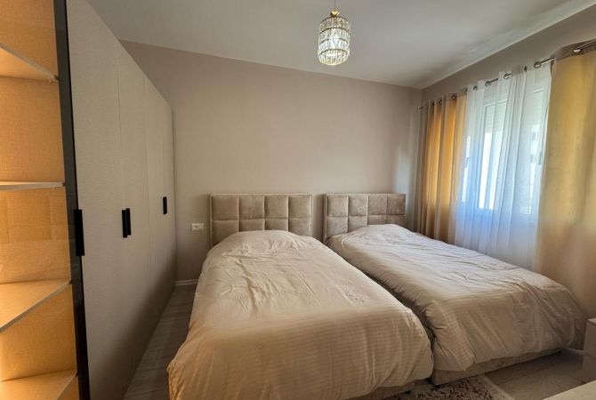 Shtepi me qera Apartament ne Tirane, 2+1, Mobilimi E mobiluar, Pagesa 699  Euro.