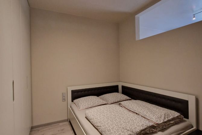 Shtepi me qera Apartament ne Tirane, 1+1, Mobilimi E mobiluar, Pagesa 599  Euro.