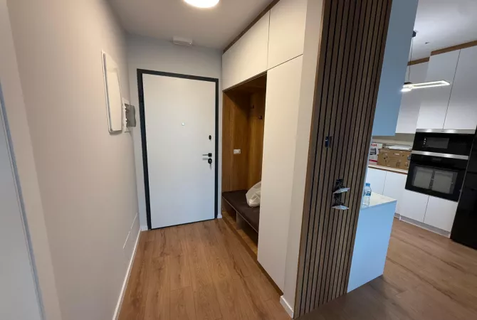 Jepet me Qira Apartament 2+1 Lake View Residence  