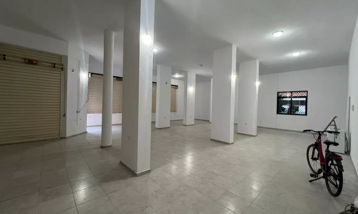 Jepet me Qira Ambient/Magazine – Xhamllik 